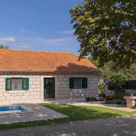 Experience Village Life - Jokini Dvori With Private Pool Pakovo Selo Екстер'єр фото