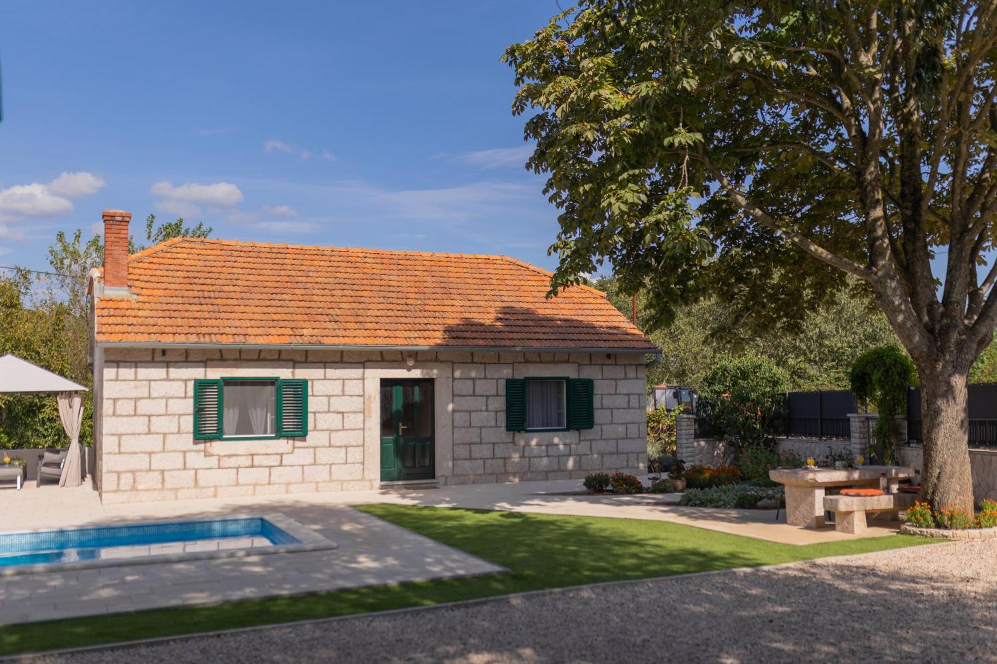 Experience Village Life - Jokini Dvori With Private Pool Pakovo Selo Екстер'єр фото