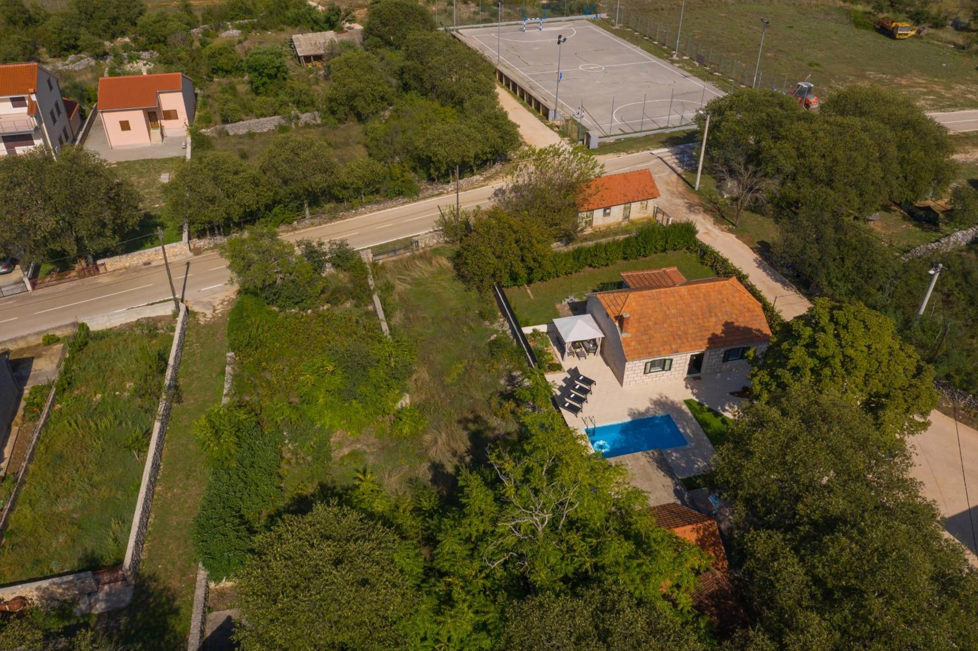Experience Village Life - Jokini Dvori With Private Pool Pakovo Selo Екстер'єр фото